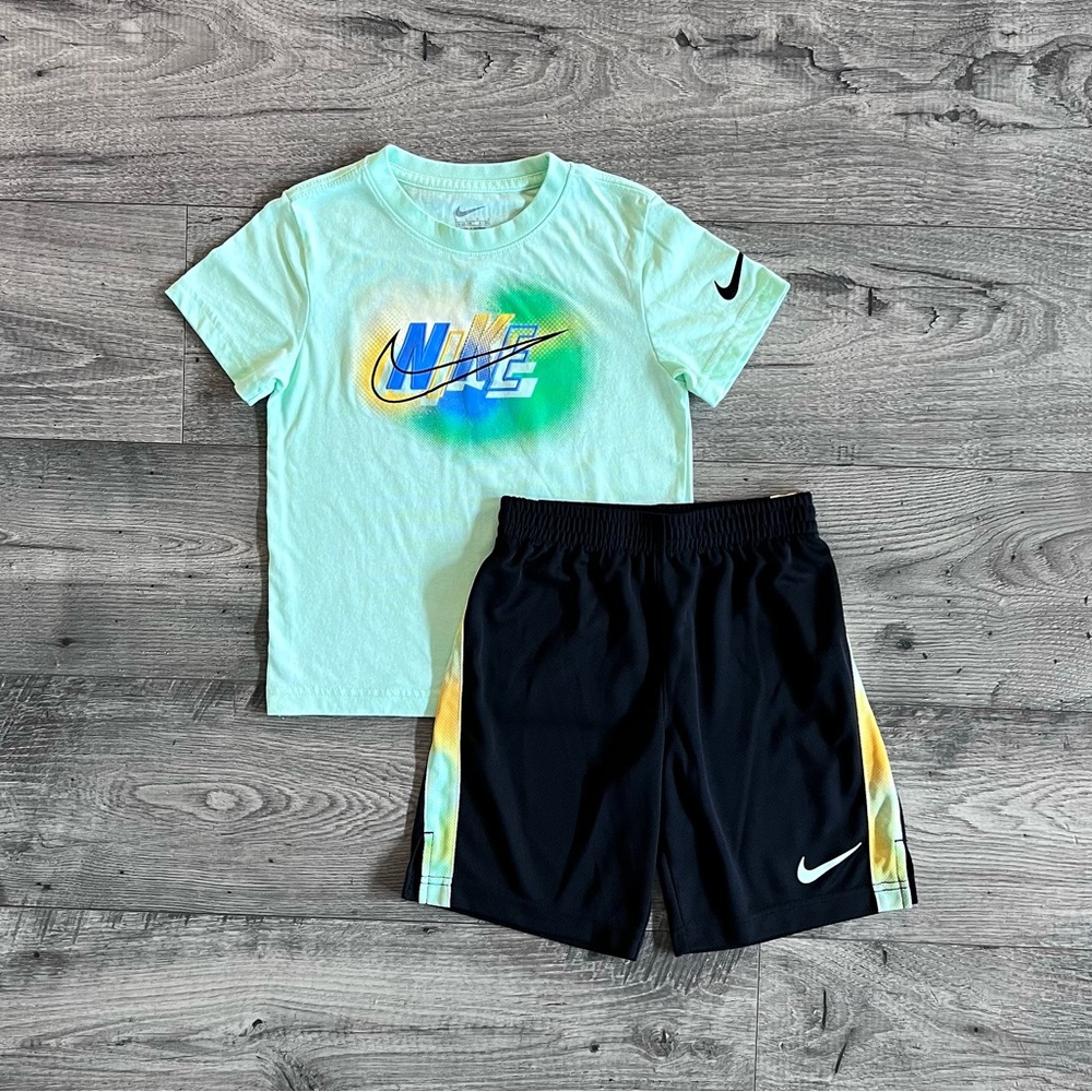 Boys Nike T-Shirt and Shorts Set